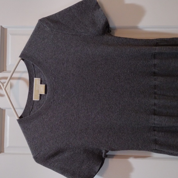 Michael Kors sweater dress. - Picture 3 of 11